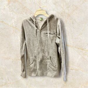 Vintage Unisex zip up sweatshirt from the Coachella Festival. Size medium.